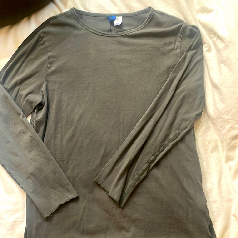 Long sleeve crew neck